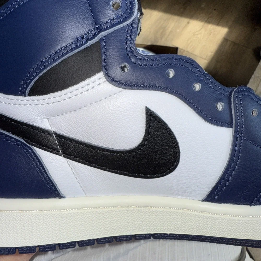 Nike Air Jordan 1 Men's Size 8.5 Retro High OG